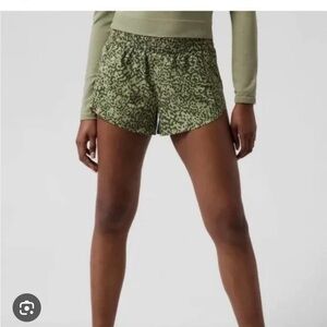 Athleta Hustle short